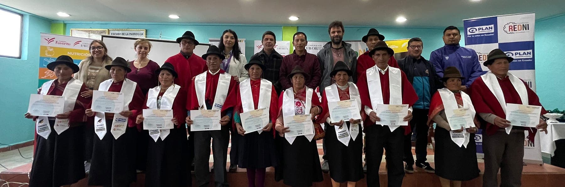Simiatug celebra la Graduación de Padres y Madres Guías en la Lucha Contra la Desnutrición Crónica Infantil