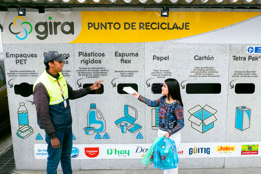 Corporación Favorita: Comprometidos con Nuestra Gente y la Sostenibilidad